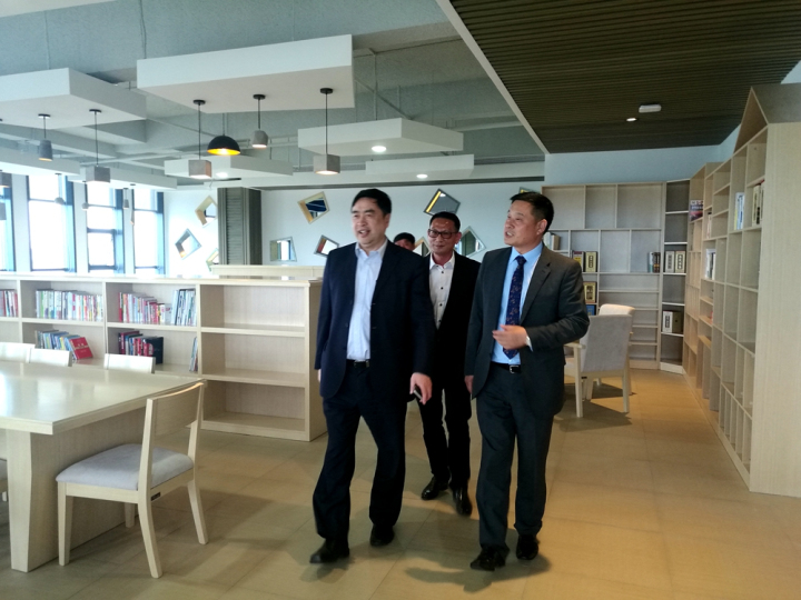 5-趙振元董事長參觀?；鶈T工文化中心2.jpg